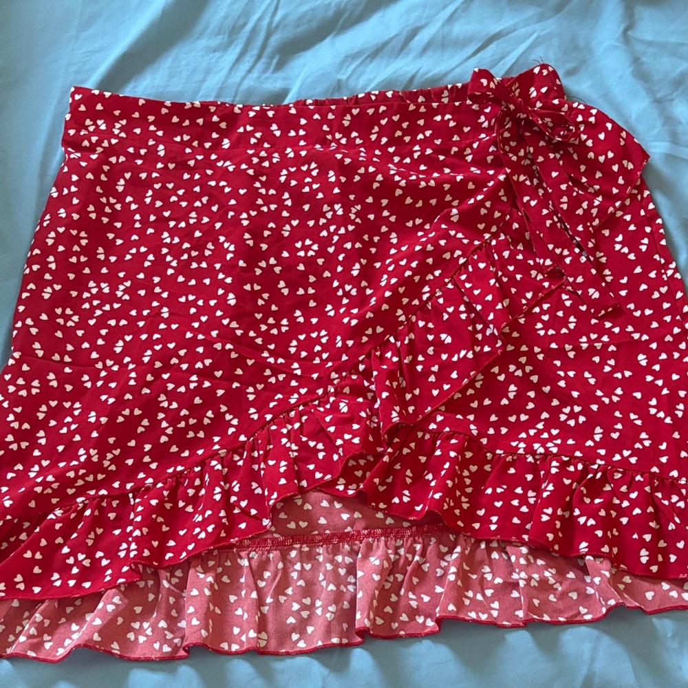 SHEIN Red Heart Asymmetrical Skirt